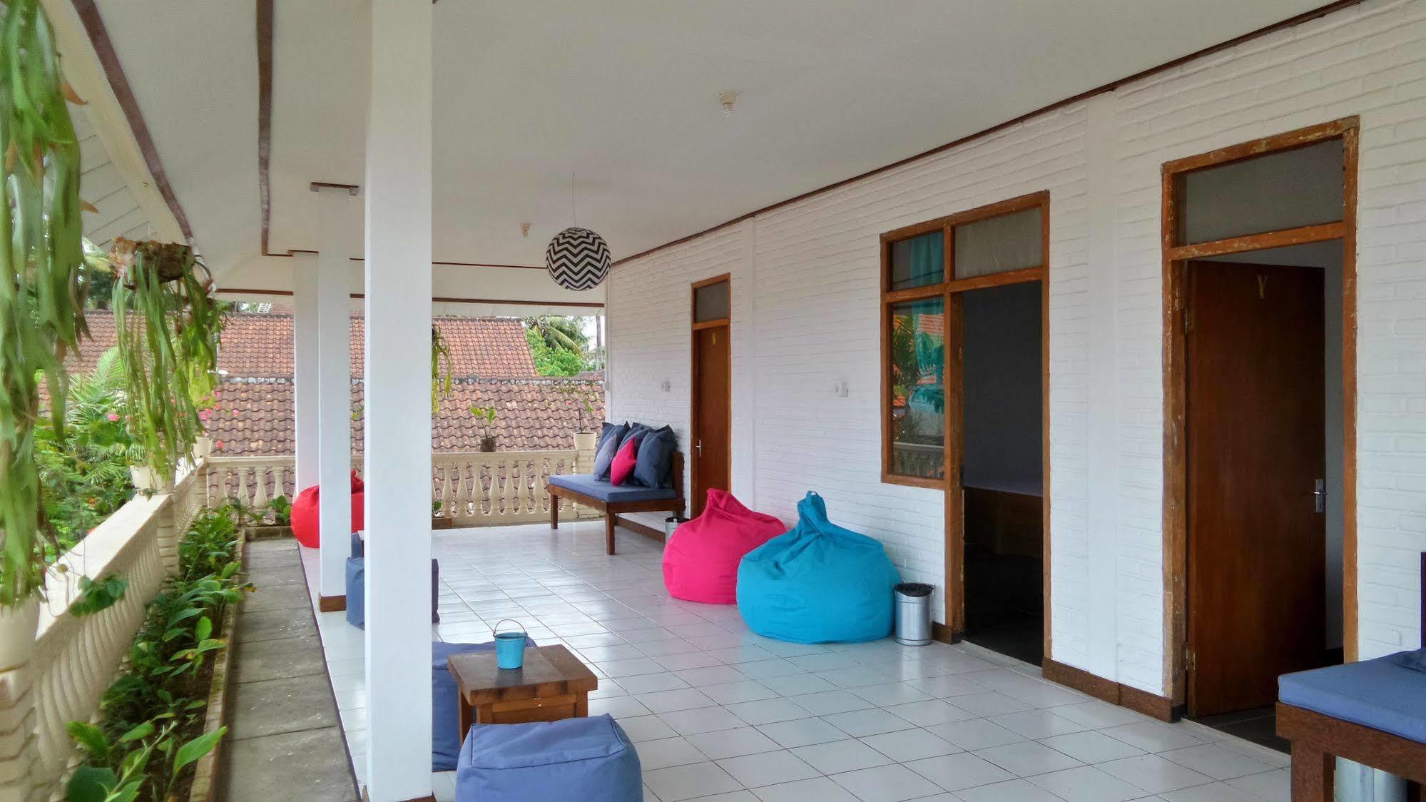Friendly House Bali Hostel Ubud  Ngoại thất bức ảnh